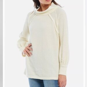 FINAL PRICE Free People Cream Cowl Neck She’s A Keeper Tunic Sweater Top